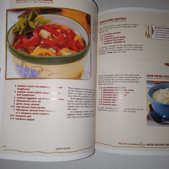 ⛄️ Taste of Home TAILGATE COOKBOOK - Picture 7 of 7